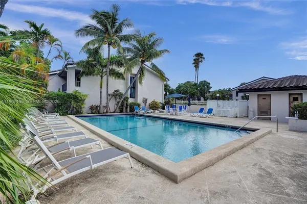 $890,000 | 2689 Northeast 165th Street, Unit 56, North Miami Beach, FL 33160