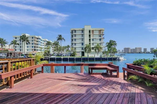 $890,000 | 2689 Northeast 165th Street, Unit 56, North Miami Beach, FL 33160