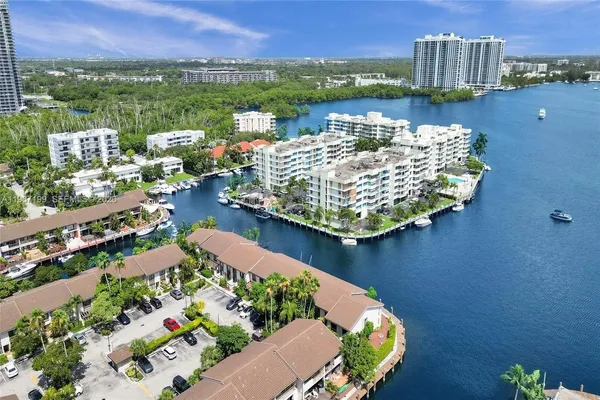 $890,000 | 2689 Northeast 165th Street, Unit 56, North Miami Beach, FL 33160