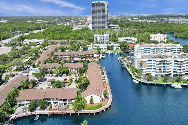 $890,000 | 2689 Northeast 165th Street, Unit 56, North Miami Beach, FL 33160