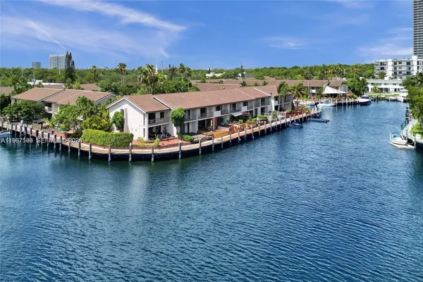 $890,000 | 2689 Northeast 165th Street, Unit 56, North Miami Beach, FL 33160