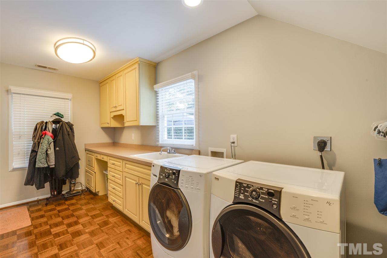 8612 Canoe Court Raleigh, NC 27615 - Photo 16 of 25 Gallery Image 16