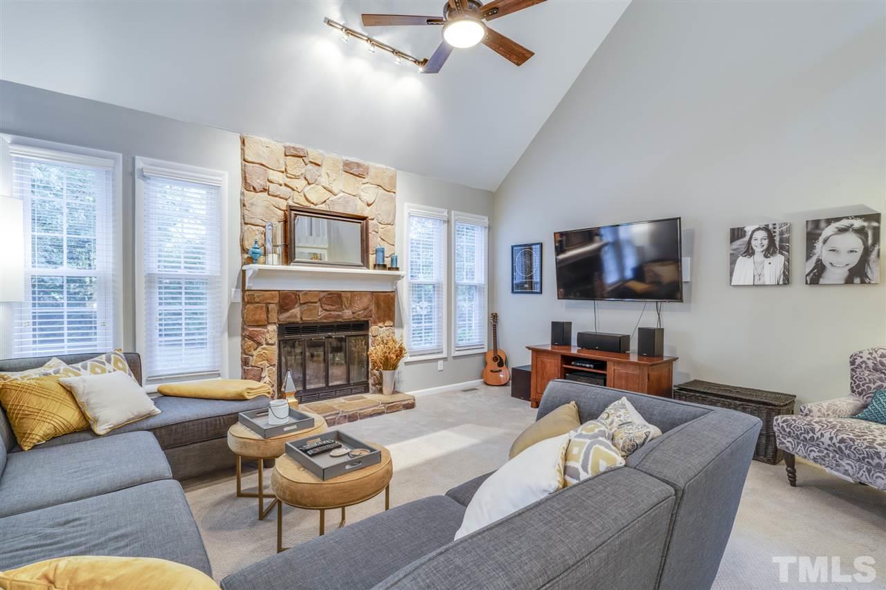 8612 Canoe Court Raleigh, NC 27615 - Photo 5 of 25 Gallery Image 5