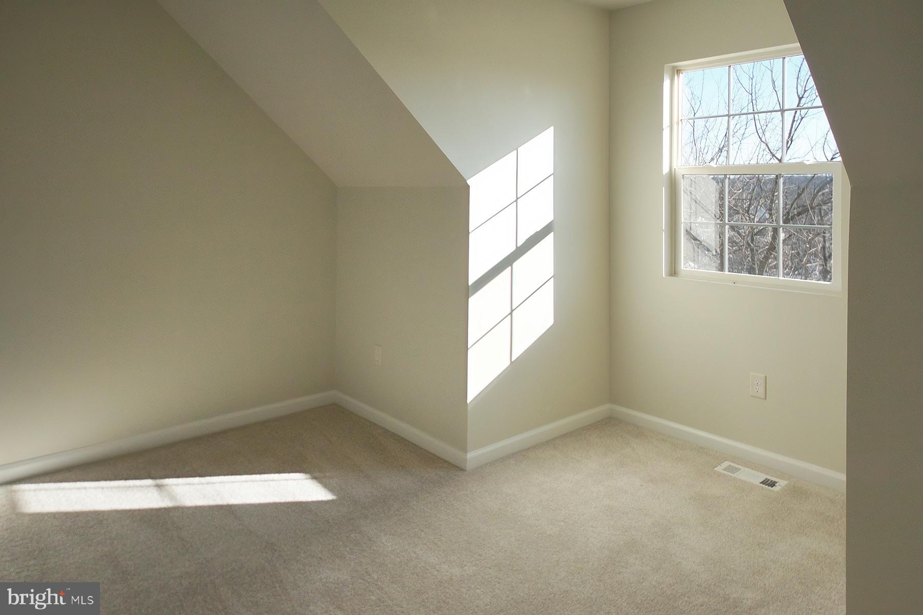 637 McCalls Ferry Road Parkesburg, PA 19365 - Photo 20 of 38 East Bedroom