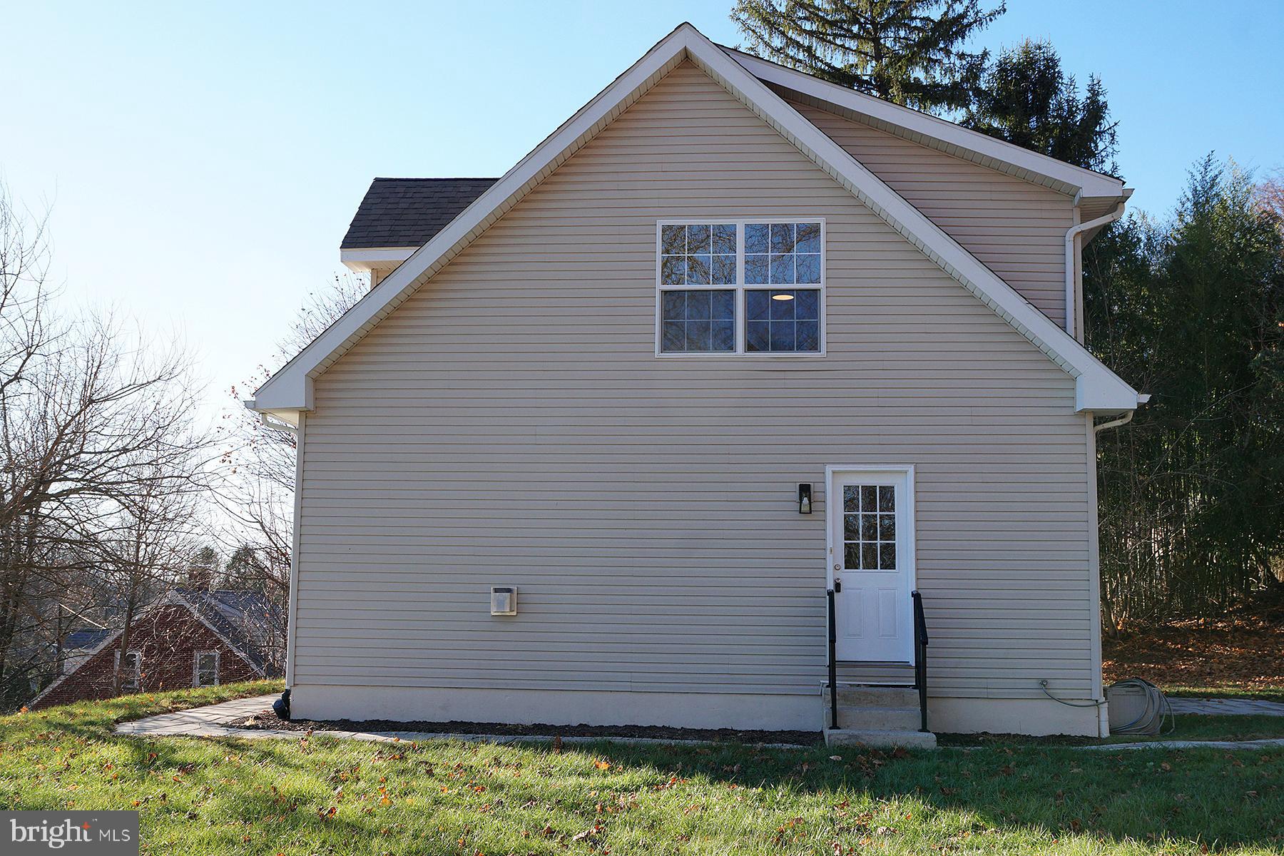 637 McCalls Ferry Road Parkesburg, PA 19365 - Photo 34 of 38 Exterior -
East Side