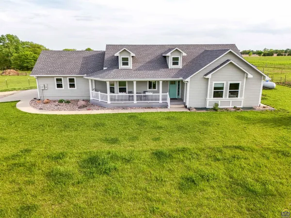 $795,000 | 14787 198th Road, Mayetta, KS 66509