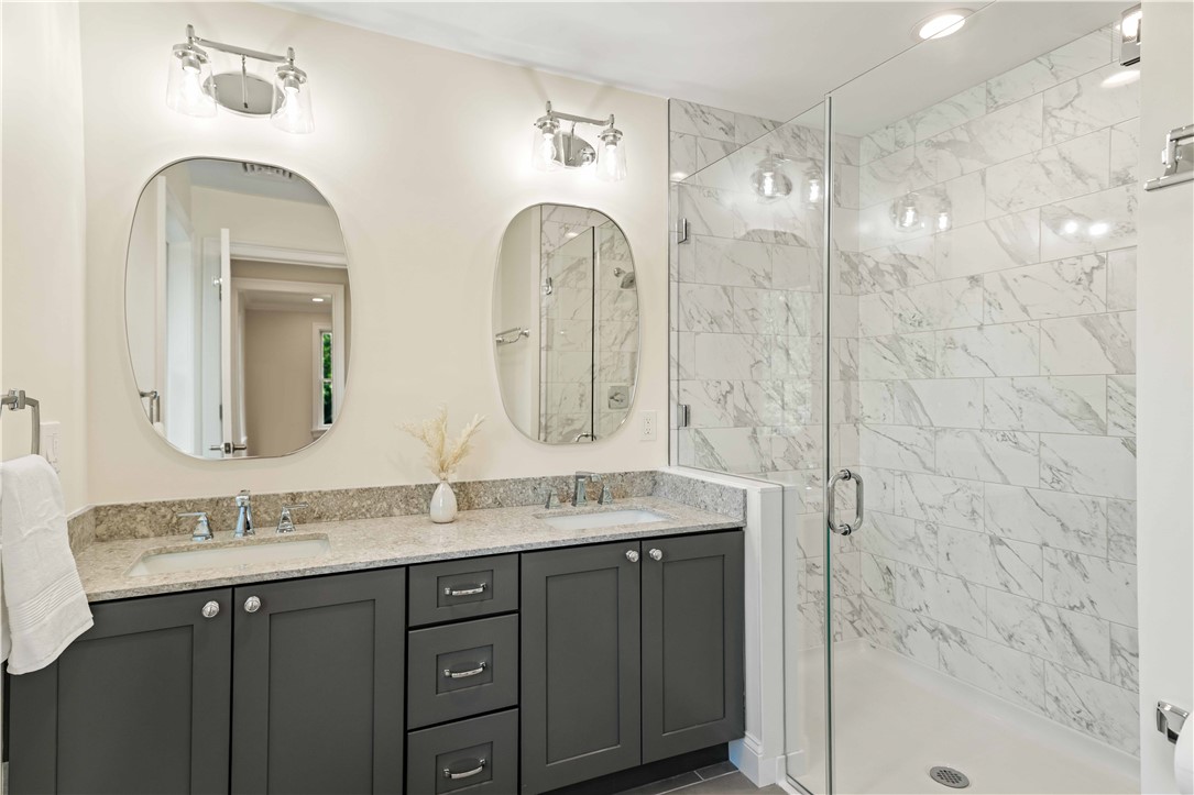 416 Bridgetown Road South Kingstown, RI 02874 - Photo 22 of 39 2nd Floor Primary Bath