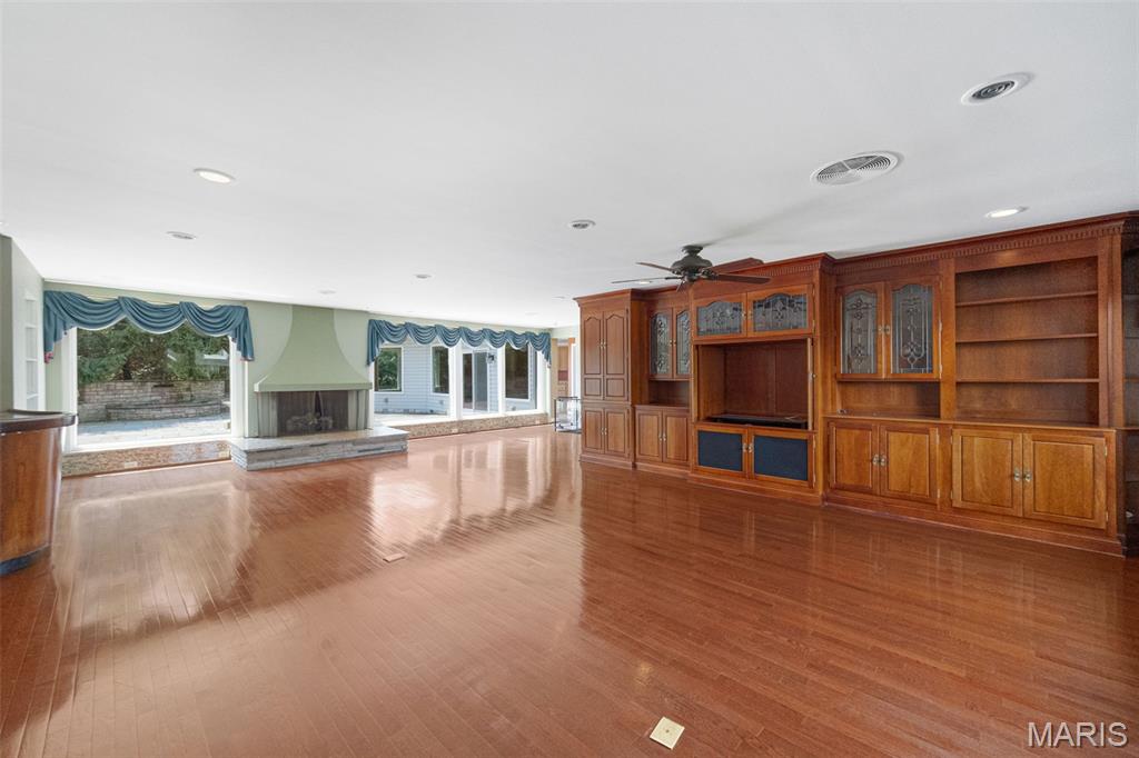 5901 Highfield Road St. Louis, MO 63109 - Photo 11 of 55 Gallery Image 11