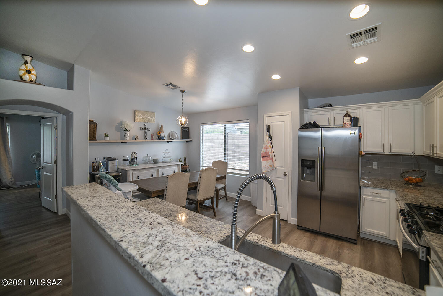 3386 South Desert Promenade Road Tucson, AZ 85735 - Photo 4 of 20