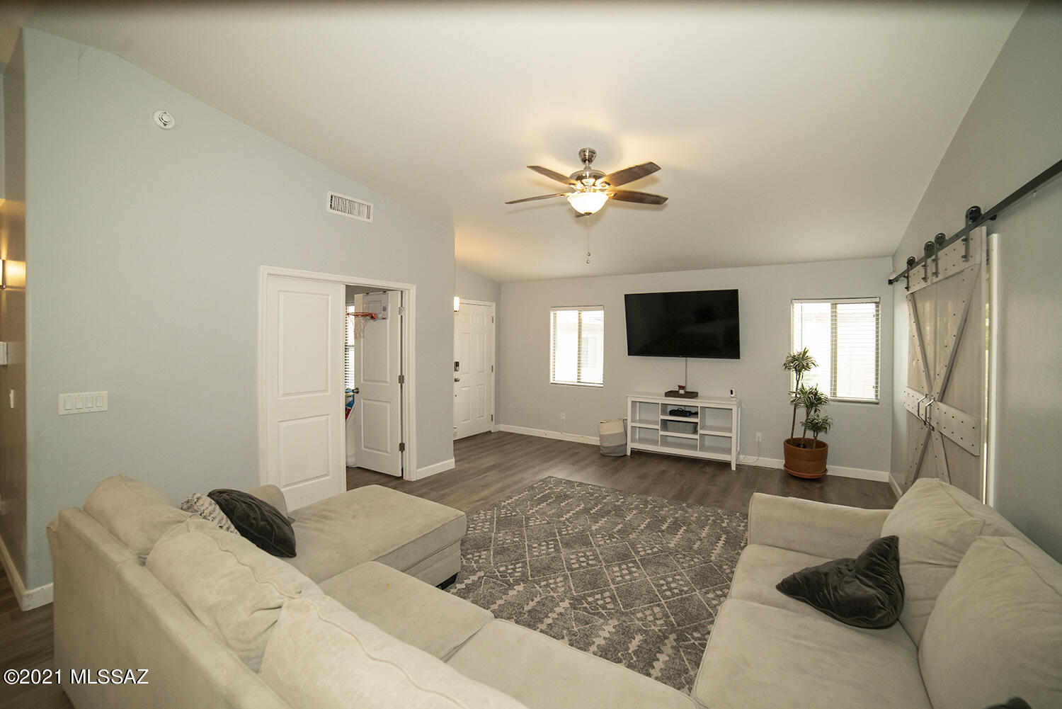 3386 South Desert Promenade Road Tucson, AZ 85735 - Photo 5 of 20