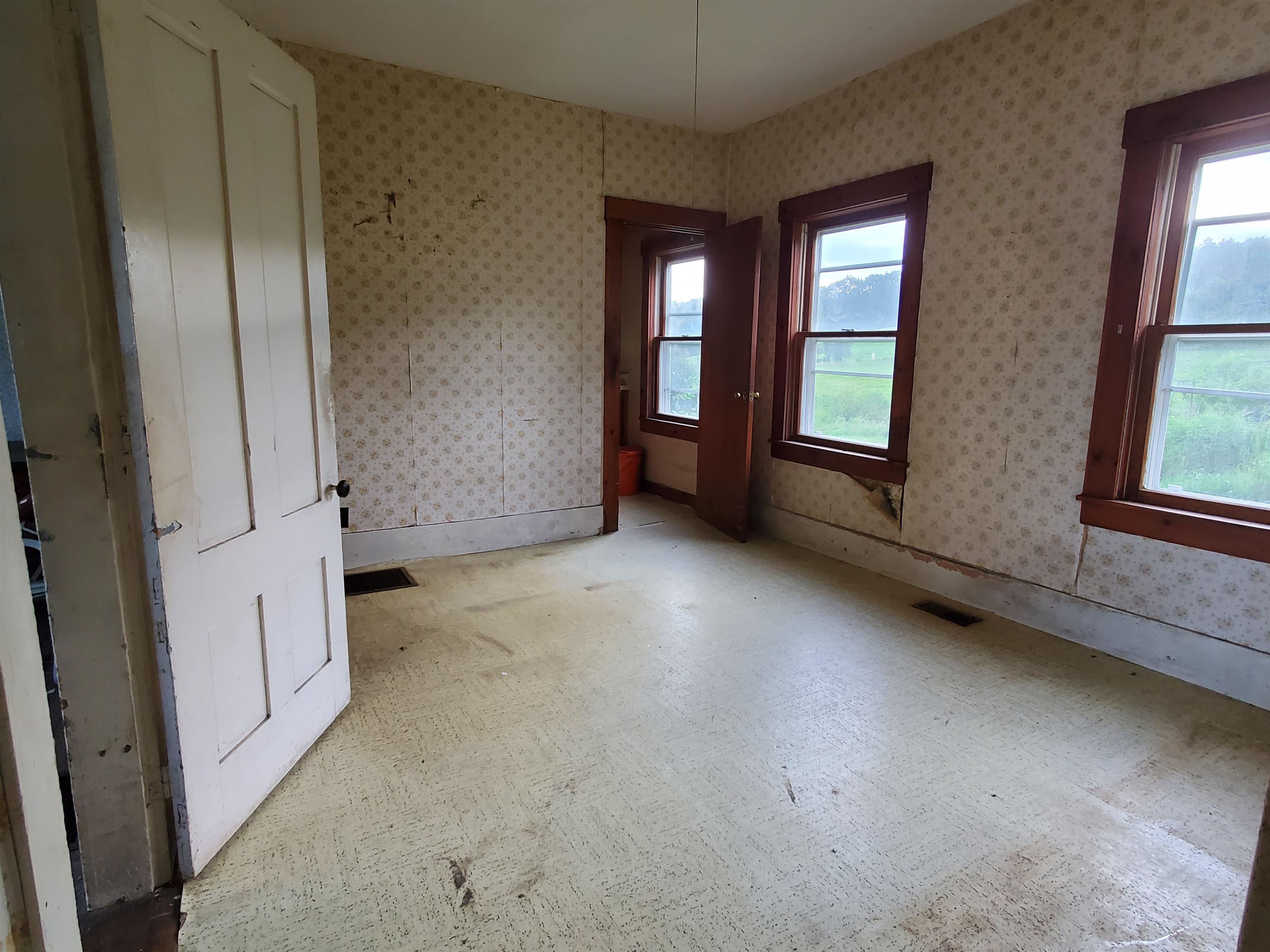 128 Valley View Road Waterford, VT 05819 - Photo 20 of 42