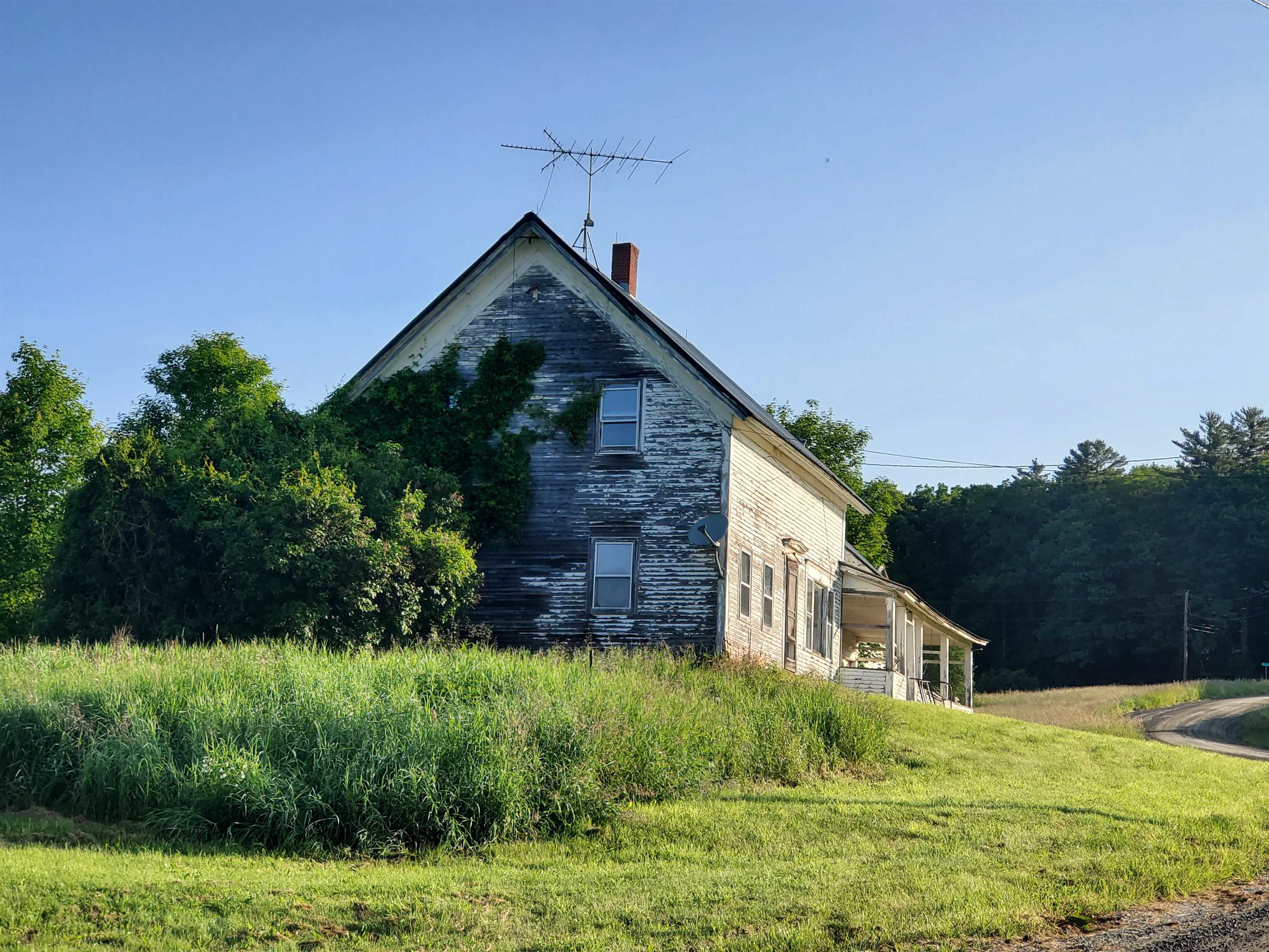 128 Valley View Road Waterford, VT 05819 - Photo 10 of 42