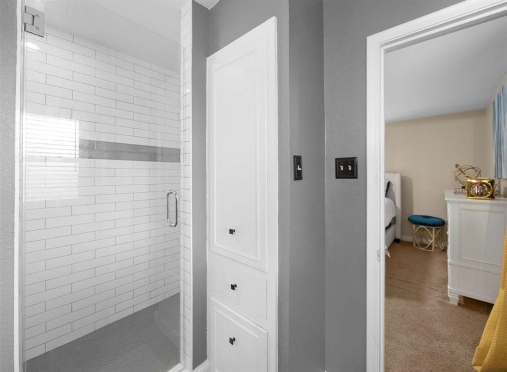 3750 Ridgeoak Way Farmers Branch, TX 75244 - Photo 15 of 26