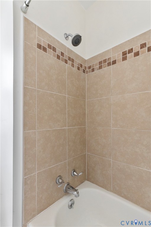 613 Rothesay Road Richmond, VA 23221 - Photo 20 of 36 Bathroom