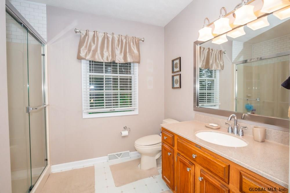 13 Squire Road Colonie, NY 12304 - Photo 28 of 47 Photo 29