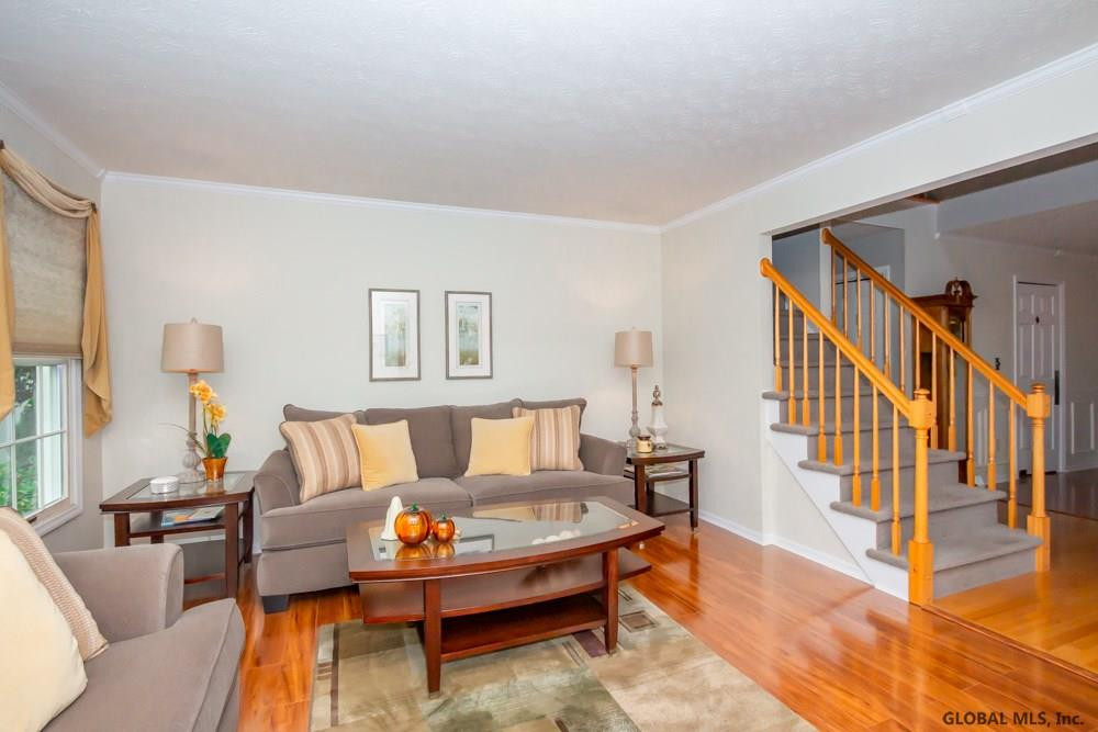 13 Squire Road Colonie, NY 12304 - Photo 6 of 47 Photo 6