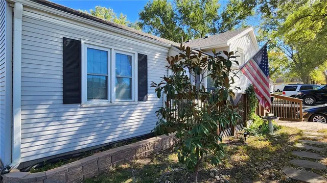 $510,000 | 201 Southeast Johnson Street, Lee's Summit, MO 64063