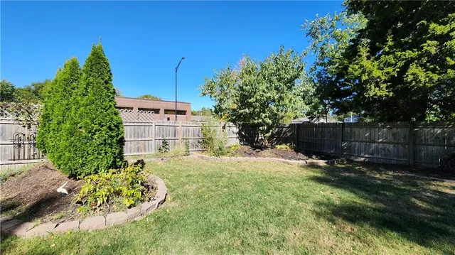 $510,000 | 201 Southeast Johnson Street, Lee's Summit, MO 64063