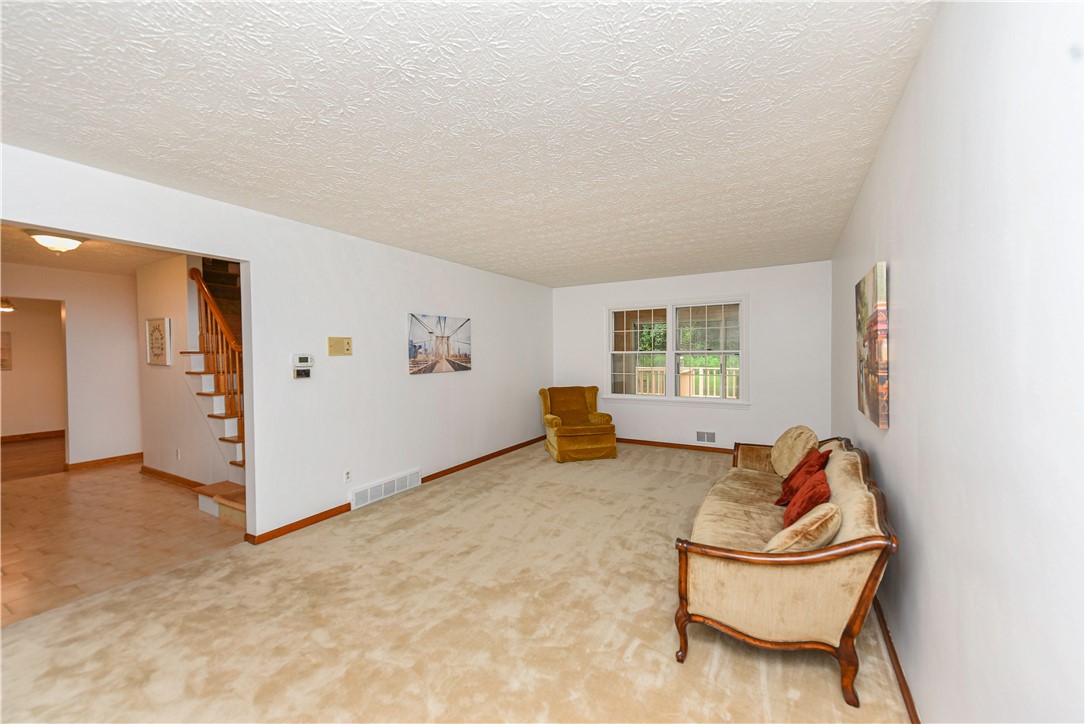 10 Kitty Hawk Drive Pittsford, NY 14534 - Photo 16 of 37