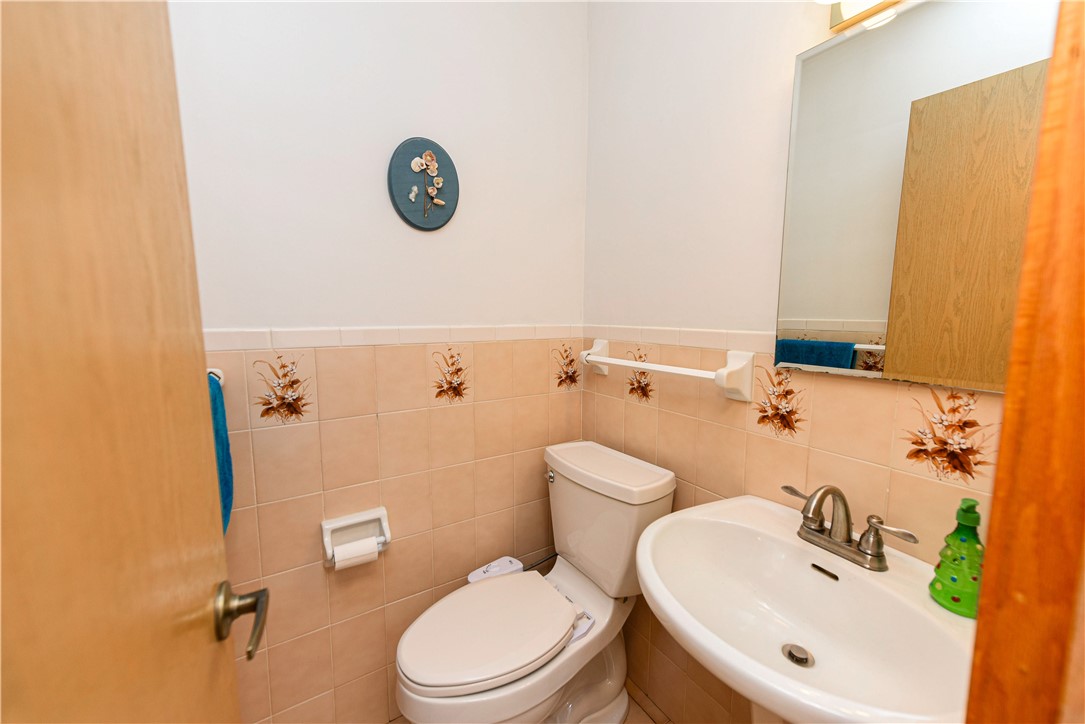 10 Kitty Hawk Drive Pittsford, NY 14534 - Photo 17 of 37