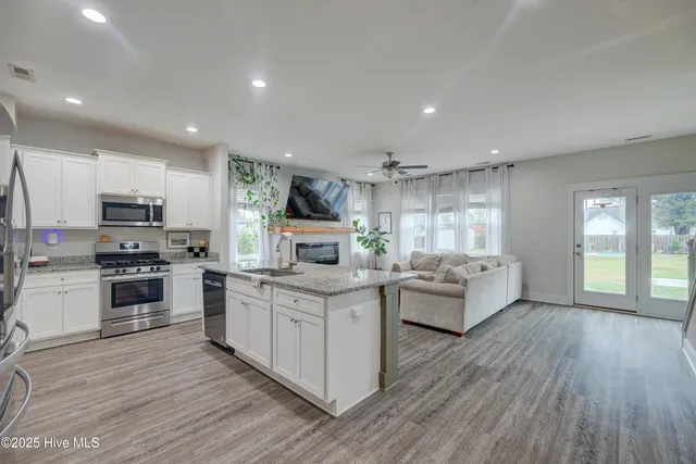 $480,000 | 50 South Lord Wallace Court, Rocky Point, NC 28457