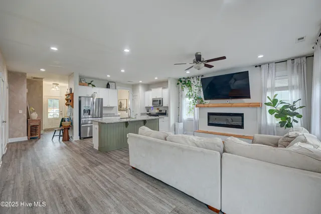 $480,000 | 50 South Lord Wallace Court, Rocky Point, NC 28457