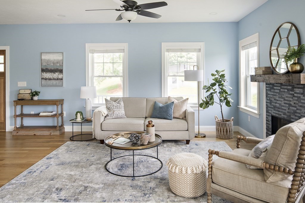 13 Spring Avenue Wakefield, MA 01880 - Photo 5 of 36 Gallery Image 5