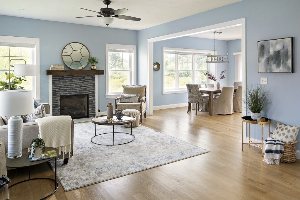 13 Spring Avenue Wakefield, MA 01880 - Photo 8 of 36 Gallery Image 8