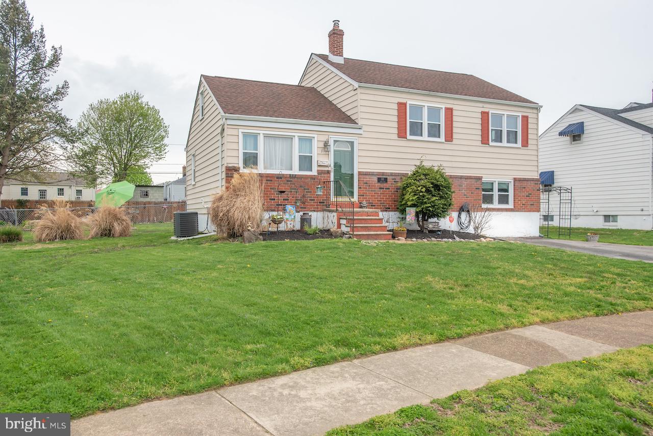 111 David Road Wilmington, DE 19804 - Photo 3 of 28 Gallery Image 3