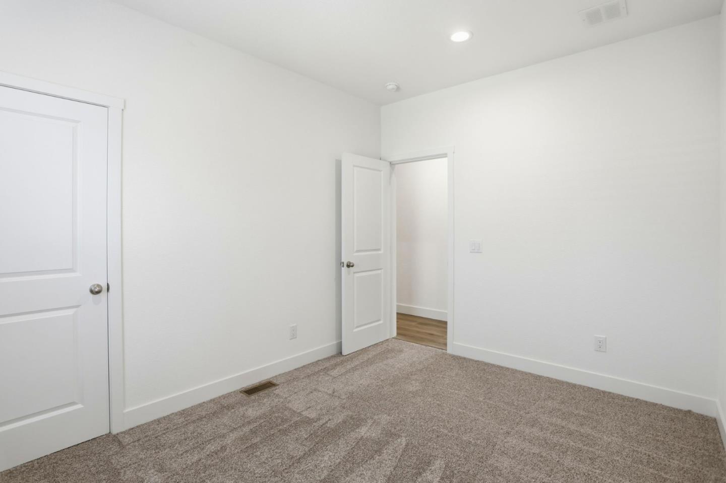 2151 Oakland Road, Unit 595 San Jose, CA 95131 - Photo 14 of 28