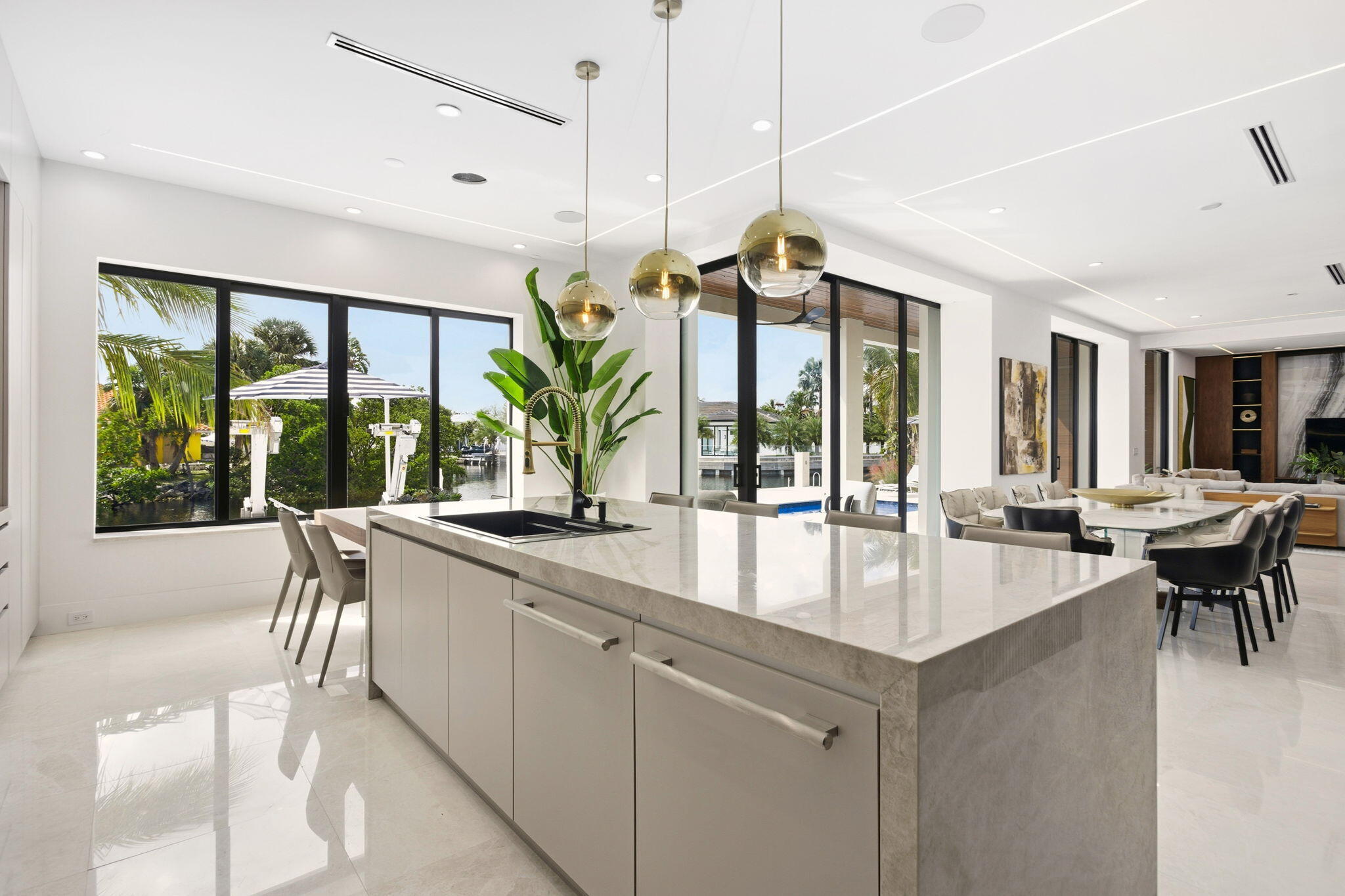 798 Havana Drive Boca Raton, FL 33487 - Photo 16 of 76 Double Dishwasher