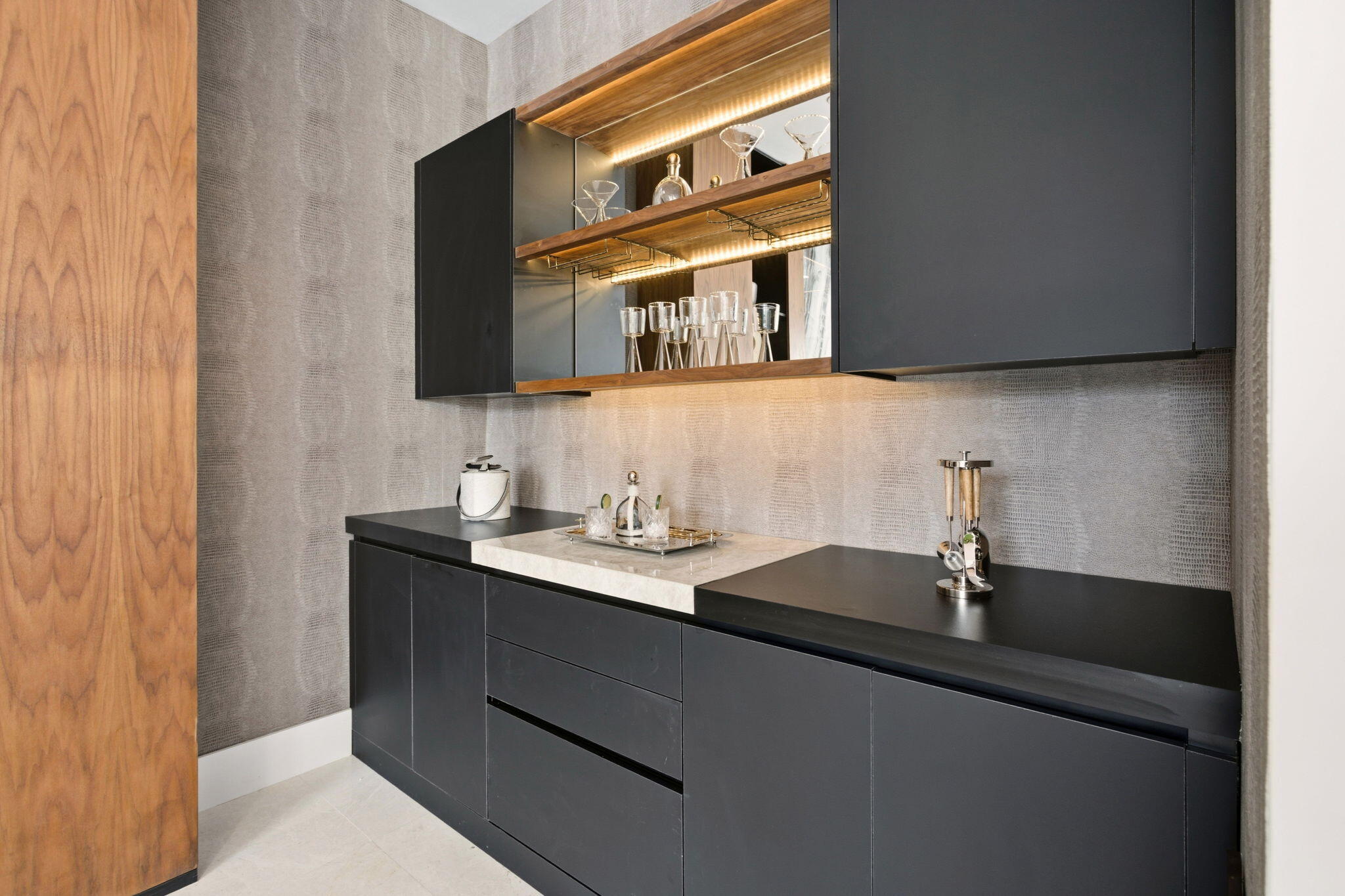 798 Havana Drive Boca Raton, FL 33487 - Photo 27 of 76 a bathroom with a sink and a mirror