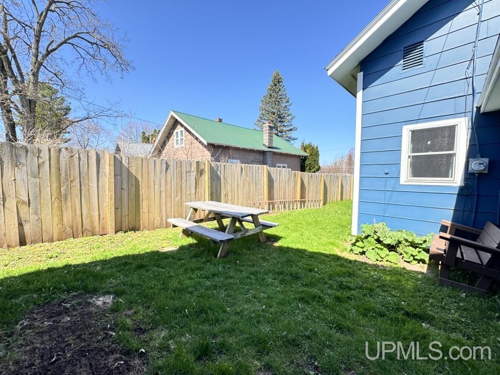 437 North Main Street L'Anse, MI 49946 - Photo 40 of 47