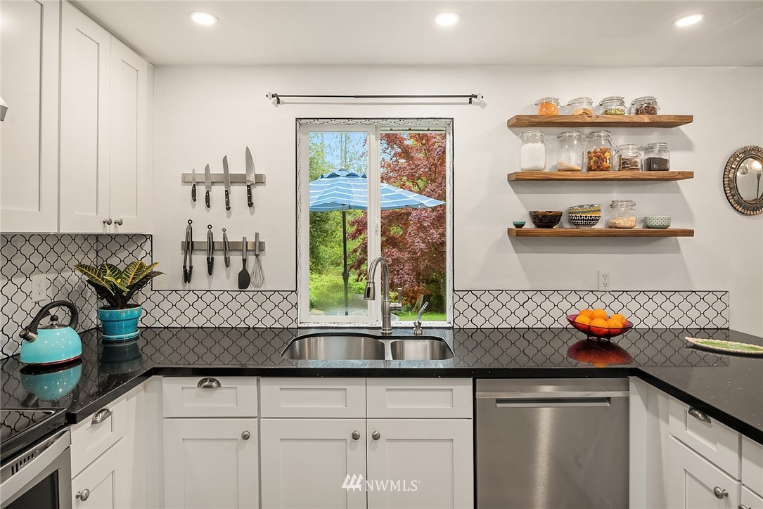 29101 Grandview Road Arlington, WA 98223 - Photo 10 of 27 Gallery Image 10