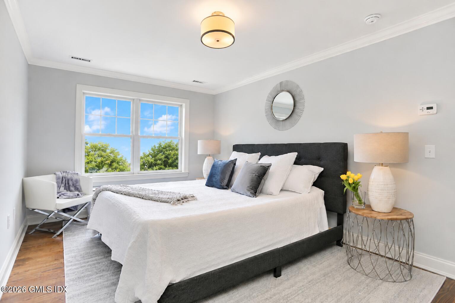 8 View Street, Unit 7 Greenwich, CT 06830 - Photo 11 of 26 View Primary 7 & 9