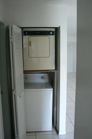 $2,000 | 3117 Coral Ridge Drive, Unit 3117, Coral Springs, FL 33065