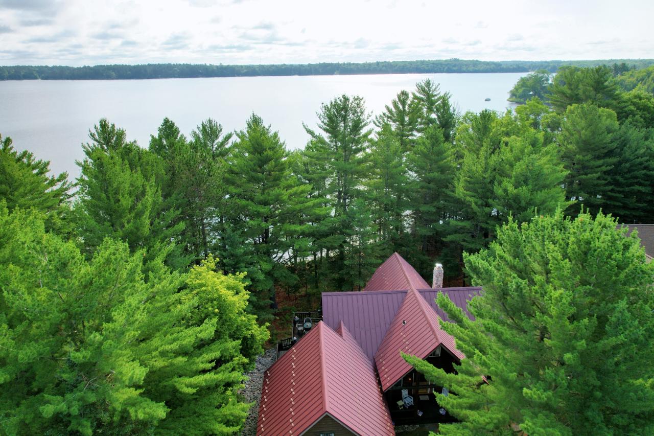 1582 Eagle Lake Road Eagle River, WI 54521 - Photo 8 of 11 Gallery Image 8