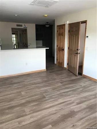 $1,900 | 33 Route 17, Unit 4, Tuxedo Park, NY 10987