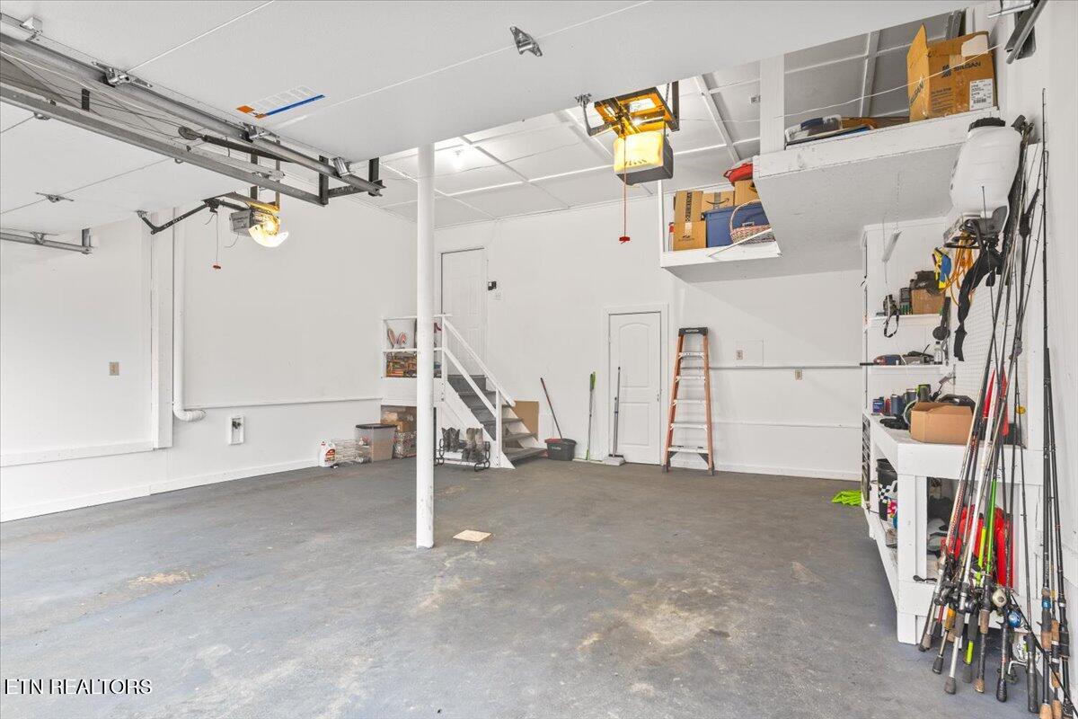 125 Denise Drive Speedwell, TN 37870 - Photo 42 of 51 garage