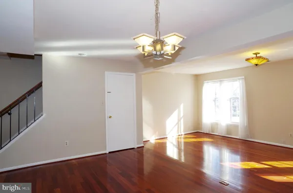 $2,900 | 4492 Ruggles Court, Annandale, VA 22003