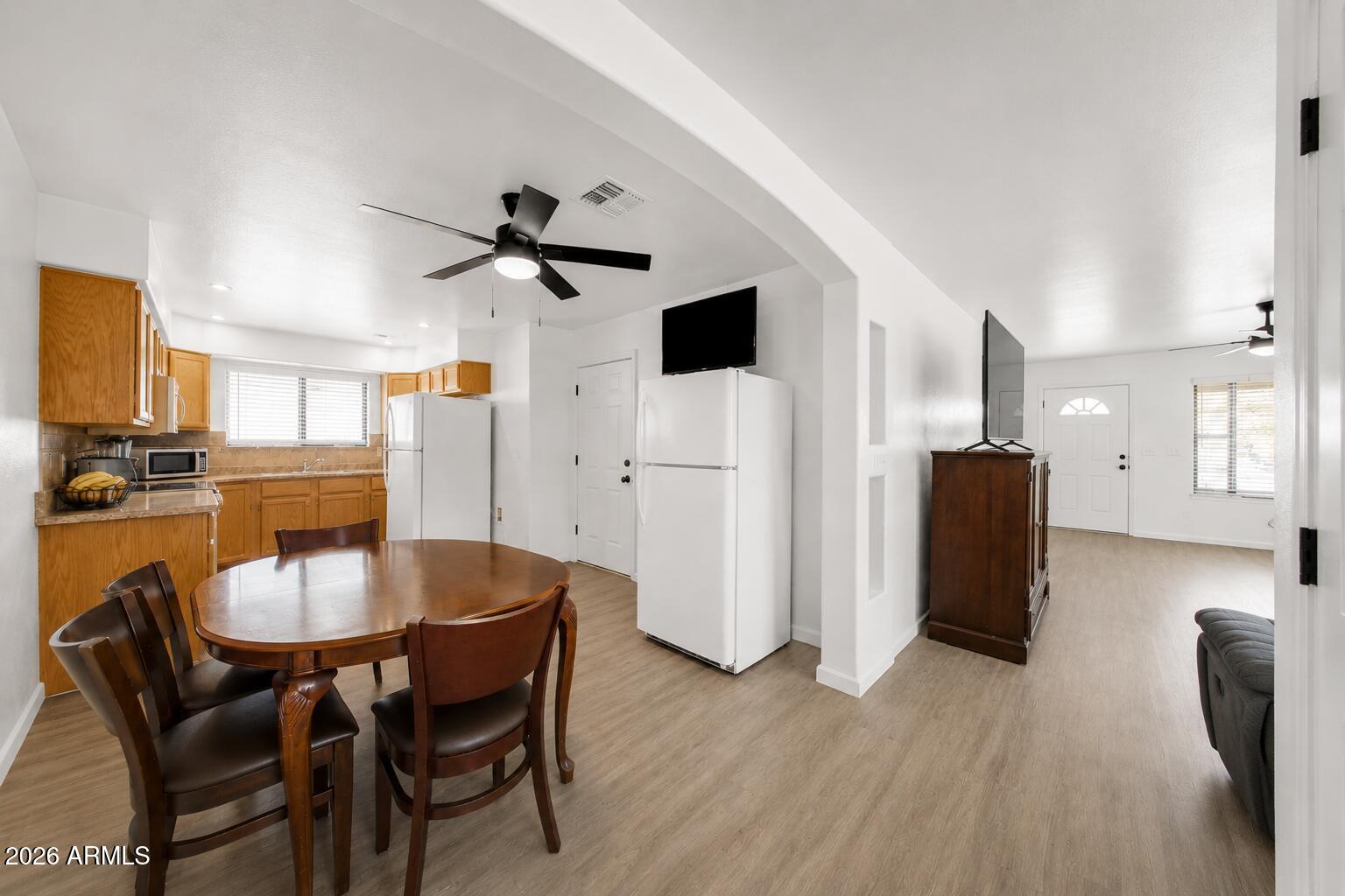 4412 West Coronado Road Phoenix, AZ 85035 - Photo 5 of 14 Gallery Image 5