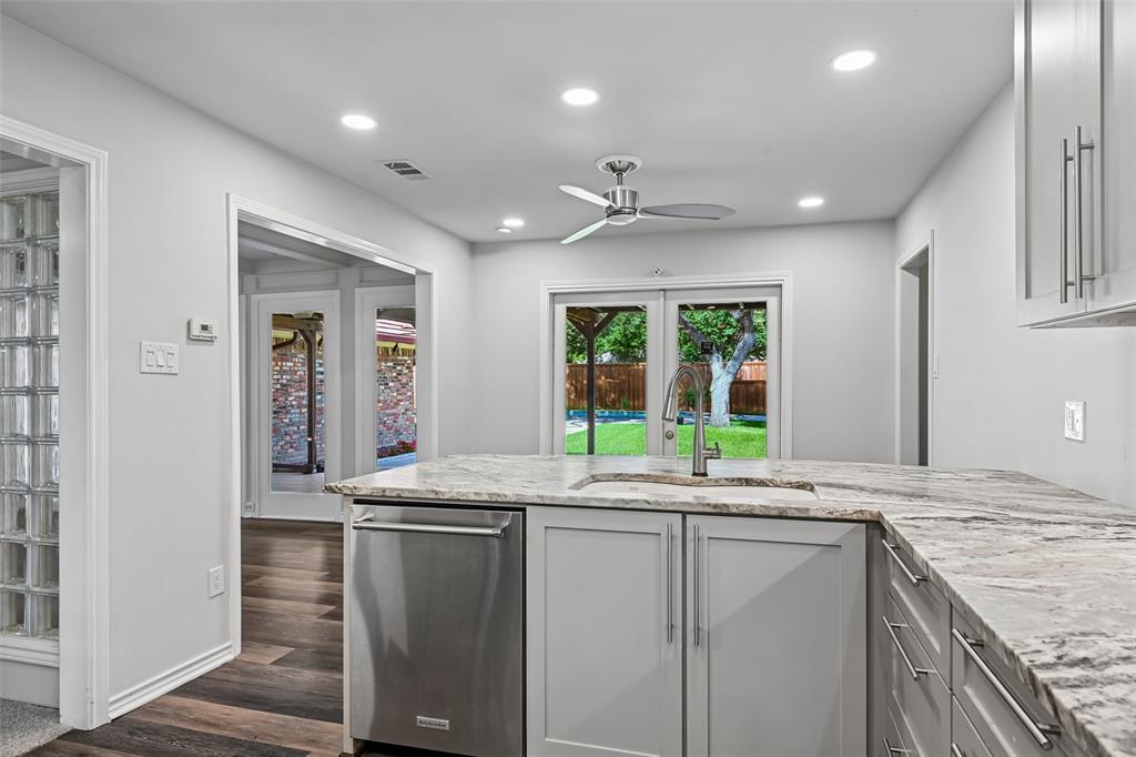 13216 Hillcrest Road Dallas, TX 75240 - Photo 13 of 40