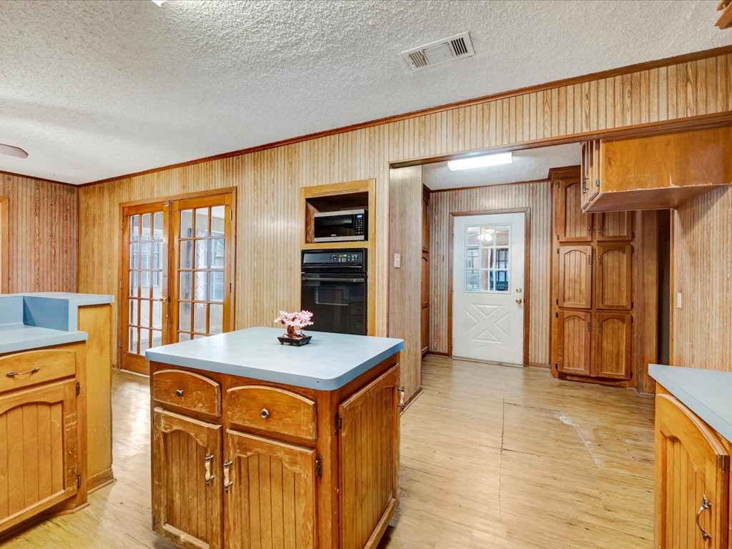 312 Pinecrest Drive Trinity, TX 75862 - Photo 14 of 34