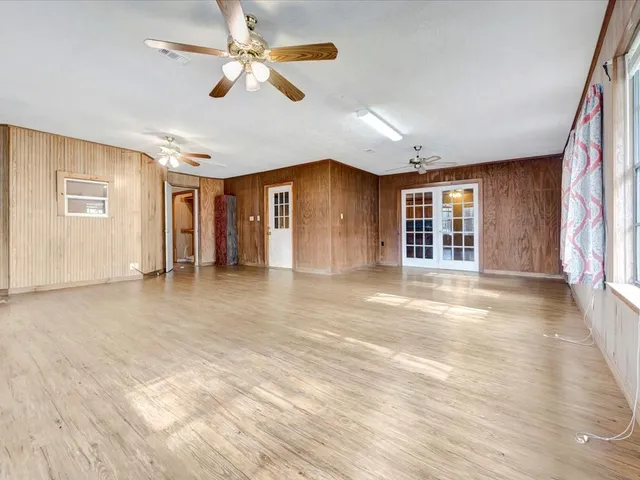 $215,000 | 312 Pinecrest Drive, Trinity, TX 75862