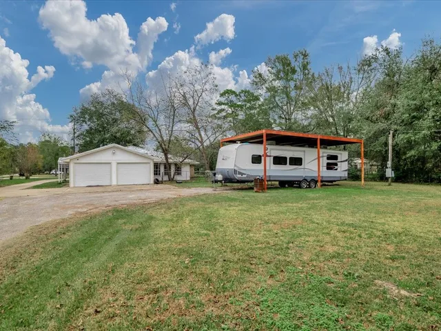 $215,000 | 312 Pinecrest Drive, Trinity, TX 75862