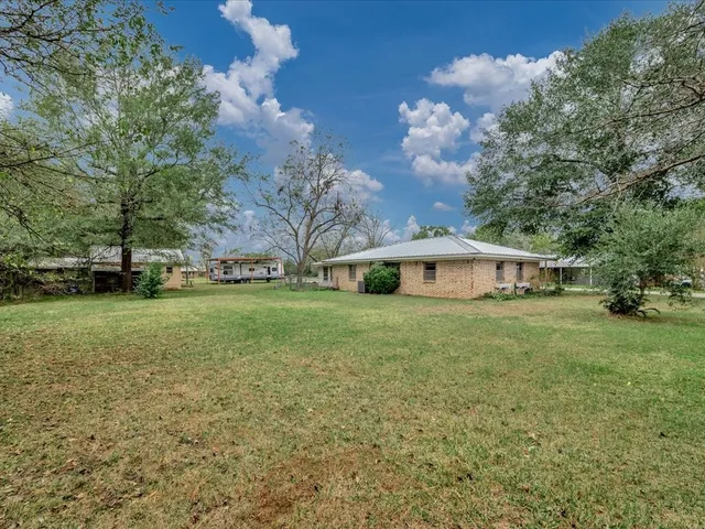 $215,000 | 312 Pinecrest Drive, Trinity, TX 75862