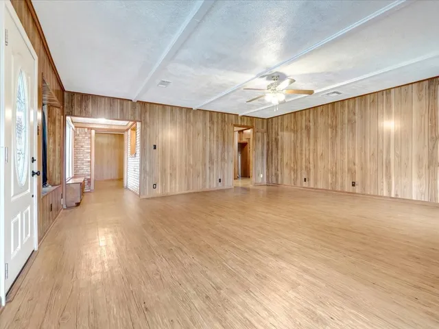 $215,000 | 312 Pinecrest Drive, Trinity, TX 75862