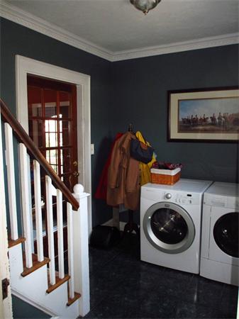 96 Monroe Road Quincy, MA 02169 - Photo 14 of 23 Gallery Image 14