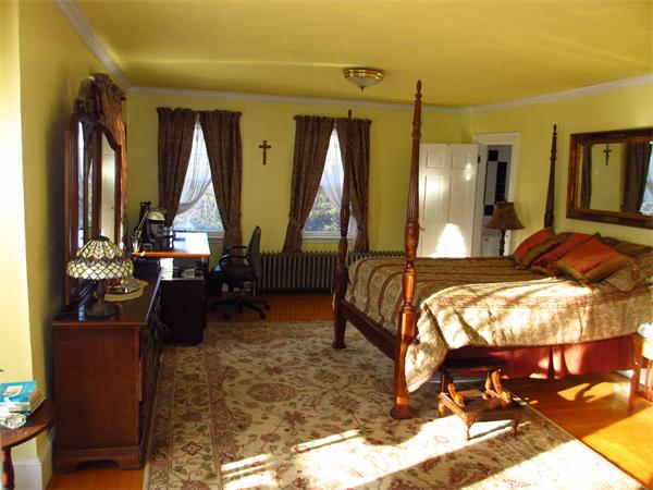 96 Monroe Road Quincy, MA 02169 - Photo 8 of 23 Gallery Image 8