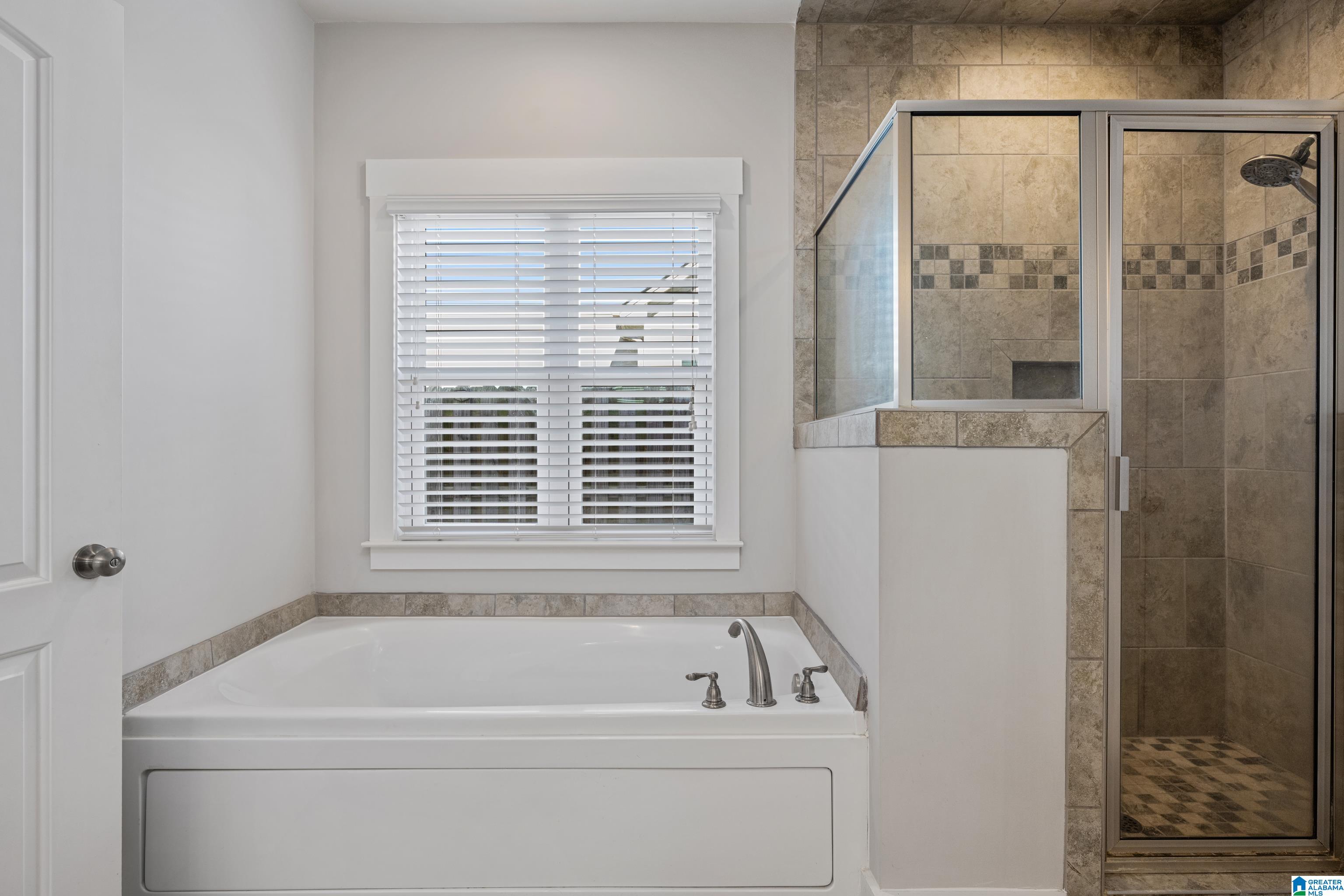 154 King Richards Way Calera, AL 35040 - Photo 17 of 39